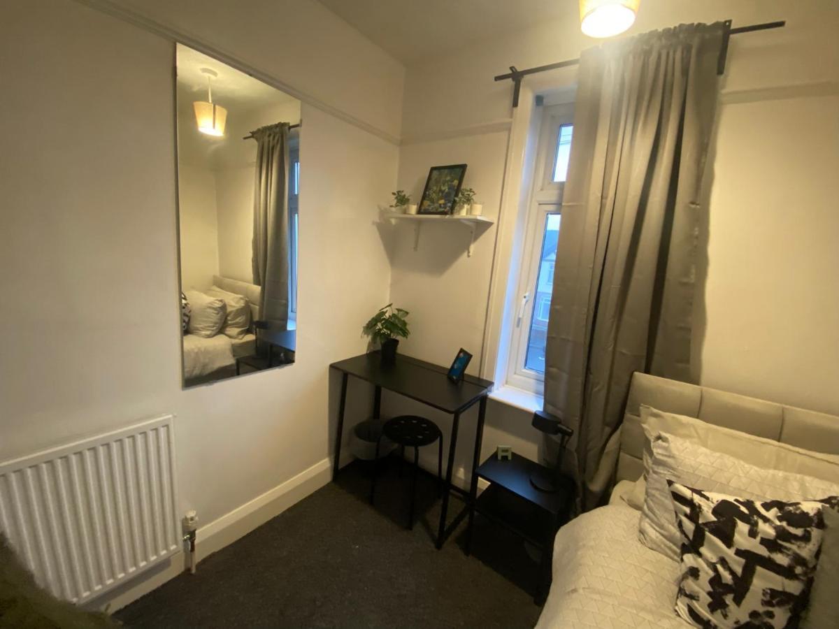 Room 2 Peaceful Stay Near Derby City Centre Exterior photo